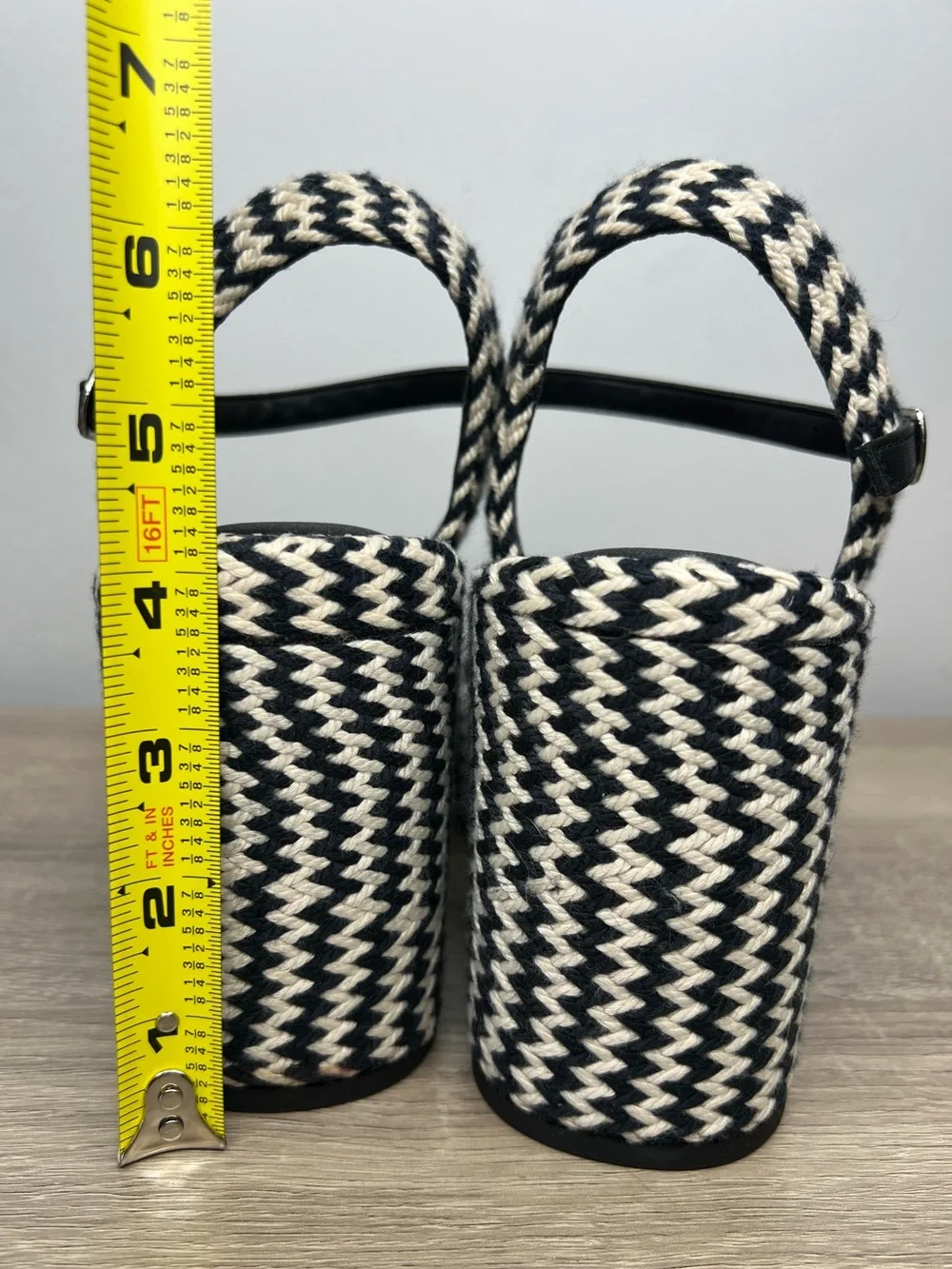 Black & White Woven Platform Block Heel Sandals Size 6.5 Ankle Strap Chevron